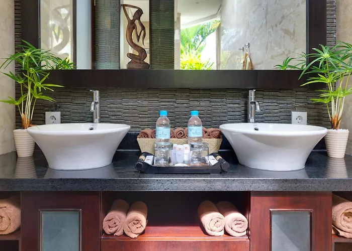 D&G Villas Nusa Dua With Private Pool And Massage Villa